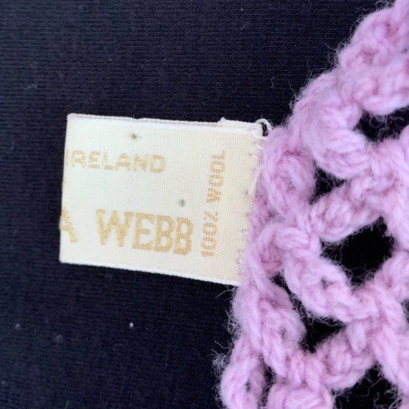 Vintage lilac scarf hand woven in Ireland - Picture 3 of 4